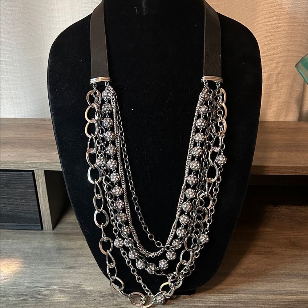 Paparazzi Zi Collection the Arlington Necklace #C303